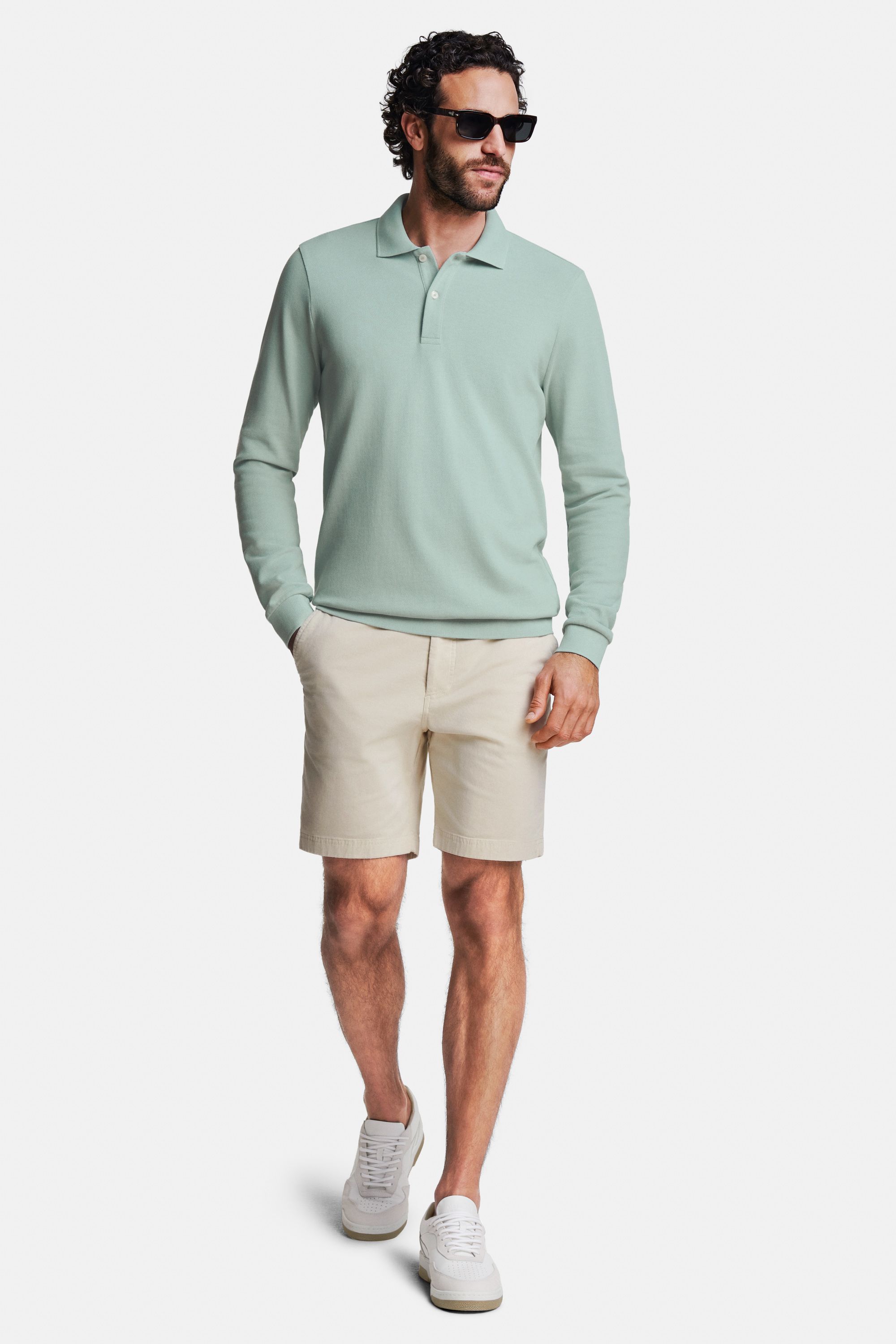 Morning Dews * The Classic Polo Longsleeve, Gazettes * The Originals, Baristas * The Classic Sneakers