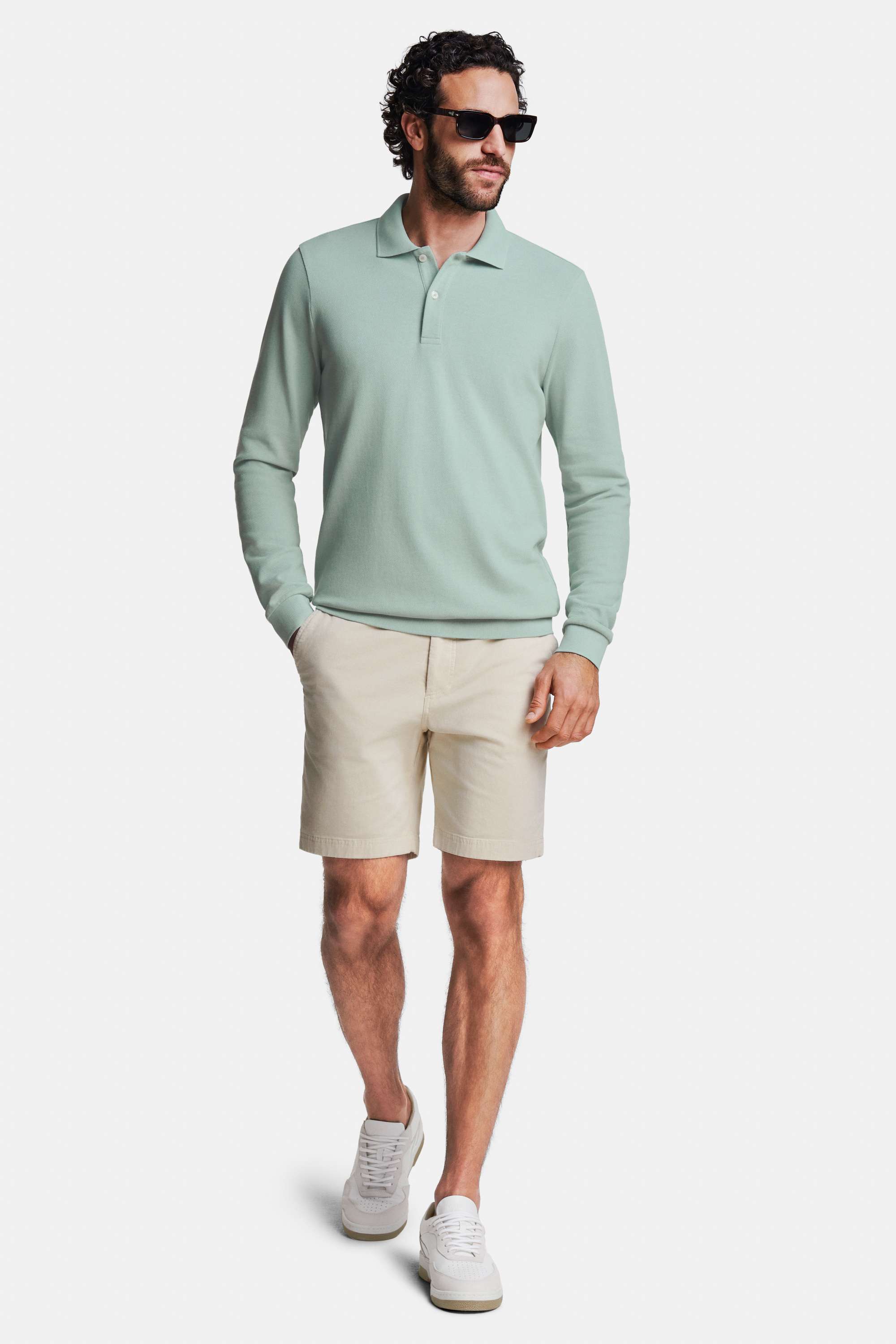 Morning Dews * The Classic Polo Longsleeve, Gazettes * The Originals, Baristas * The Classic Sneakers