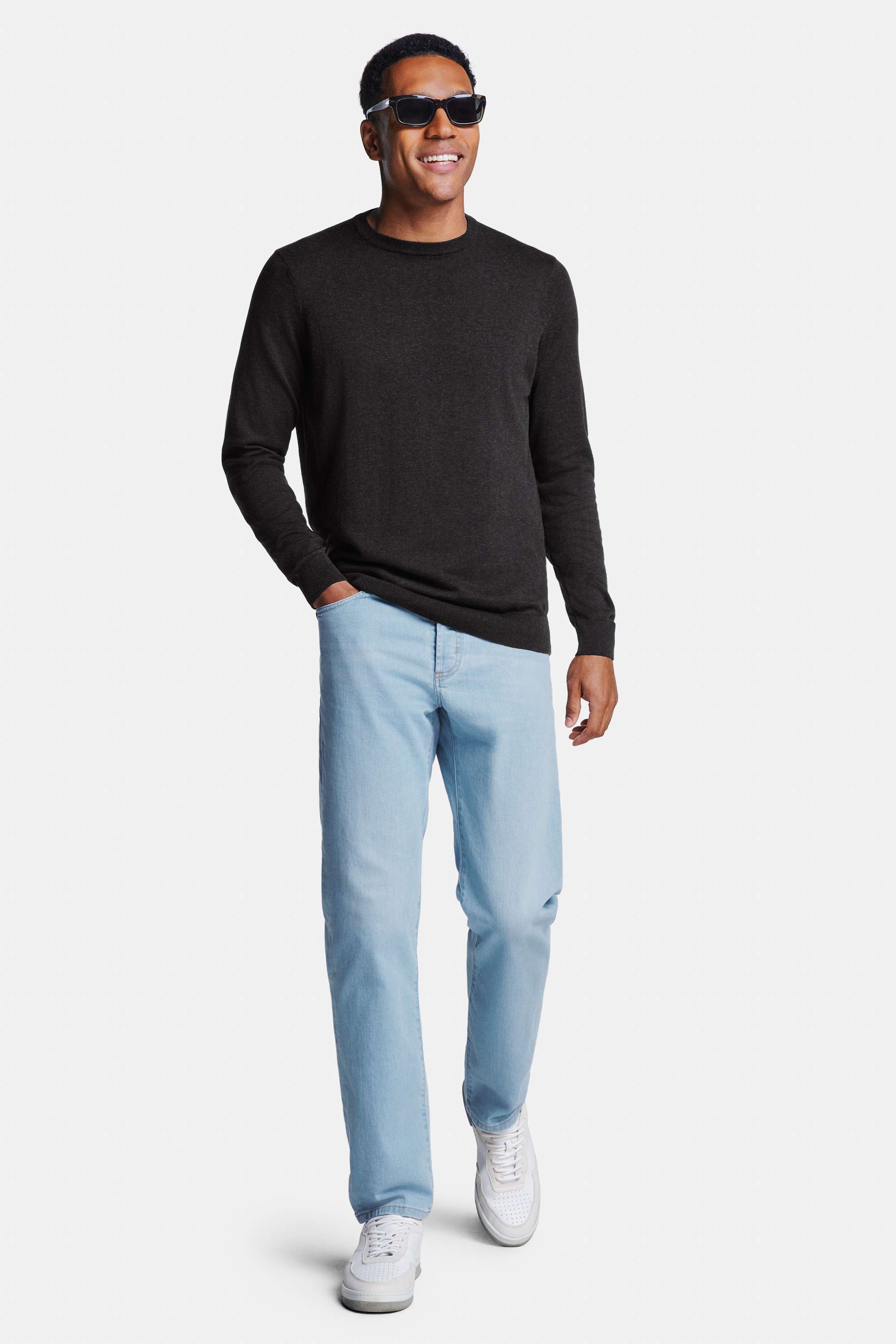 Blackjacks * The Cotton Crew, Otis * The Straight Fit Jeans, Oysters * The Classic Sneakers